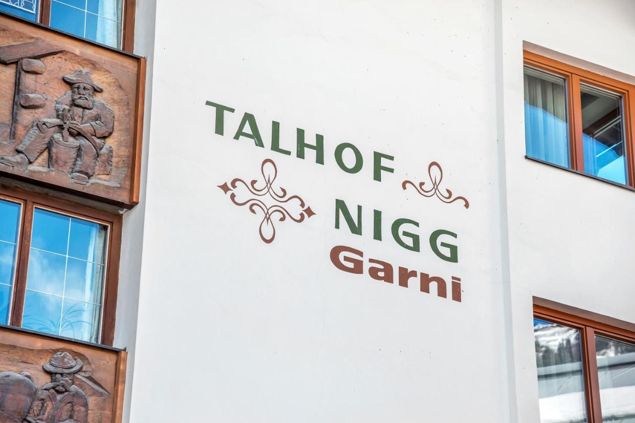 Heart Hotel Talhof Nigg ซังคท์อันทอนอัมอาร์ลแบร์ก ภายนอก รูปภาพ